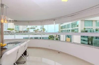 Apartamento com vista mar à venda no ed. torre de málaga em balneário camboriú