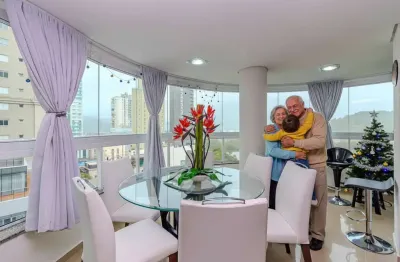 Apartamento com 3 quartos à venda na Rua 3950, 80, Centro, Balneário Camboriú