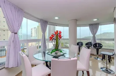 Apartamento com 3 quartos à venda na Rua 3950, 80, Centro, Balneário Camboriú