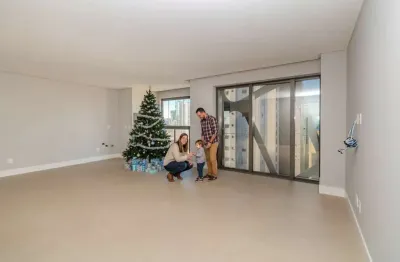 Apartamento com vista mar à venda no centro de balneário camboriú