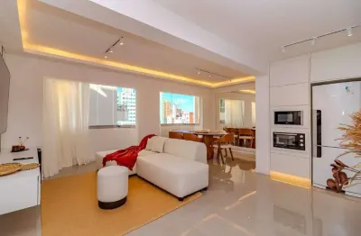 Apartamento próximo ao mar à venda em balneário camboriú