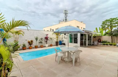 Casa à venda no bairro ariribá em balneário camboriú