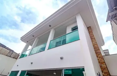 Sobrado de luxo à venda no centro de balneário camboriú