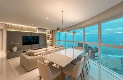 Apartamento com 4 quartos à venda na Rua 1141, 70, Pioneiros, Balneário Camboriú