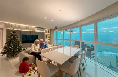 Apartamento com 4 quartos à venda na Rua 1141, 70, Pioneiros, Balneário Camboriú