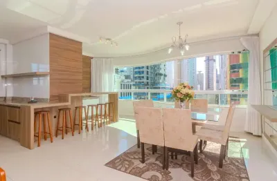 Apartamento com 3 quartos à venda na Rua 3450, 170, Centro, Balneário Camboriú