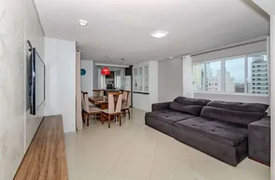 Apartamento à venda no centro de balneário camboriú