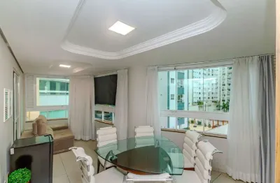 Apartamento à venda no centro de balneário camboriú