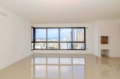 Apartamento com 3 quartos à venda na Rua 3310, 101, Centro, Balneário Camboriú