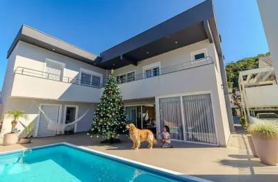 Casa em condomínio fechado com 3 quartos à venda na Rua Aqueduto, 325, Centro, Balneário Camboriú