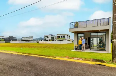 Terreno em condomínio fechado à venda na Rua Ivo José Rebello, 610, Centro, Camboriú