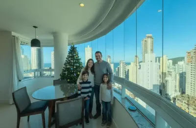 Apartamento à venda na torre d'veneza em balneário camboriú