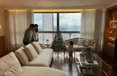 Apartamento quadra mar à venda em balneário camboriú com 3 suítes