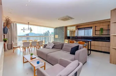 Apartamento com 3 quartos à venda na Rua 3130, 149, Centro, Balneário Camboriú