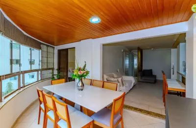 Apartamento com 2 quartos à venda na Rua 3700, 201, Centro, Balneário Camboriú