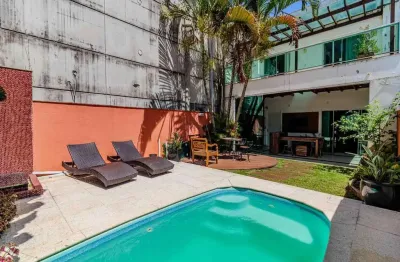 Casa com 3 quartos à venda na Rua José de Alencar, 30, Praia dos Amores, Balneário Camboriú