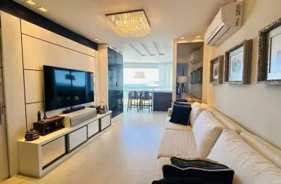 Apartamento à venda com 03 dormitórios e vista para o mar na praia brava.