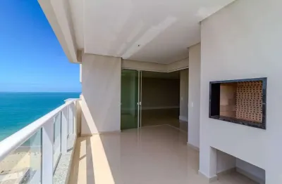 Apartamento quadra mar à venda no centro em balneário camboriú.