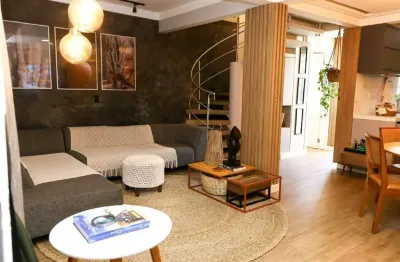 Casa com 2 quartos à venda na Rua Mário Palmério, 2350, Praia dos Amores, Balneário Camboriú