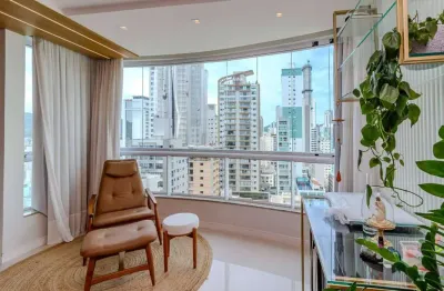 Apartamento com 4 dormitórios a venda no Ed. Torre Esmeralda