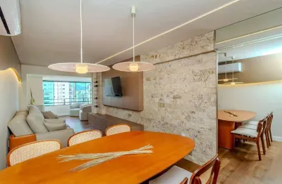 Apartamento com 3 quartos à venda na Rua 1101, 80, Centro, Balneário Camboriú