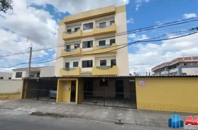 Apartamento com 2 quartos  para alugar, 60.00 m2 por R$800.00  - Indianopolis - Caruaru/PE