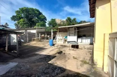 Casa com 4 quartos à venda no Centro, Itaúna 