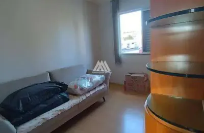 Vendo apartamento em itaúna com excelente localização!