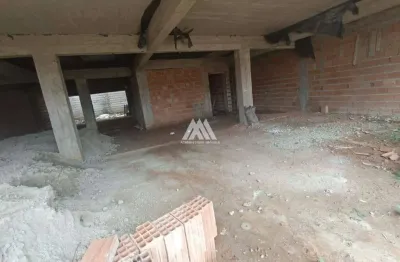 Vendo cobertura em itaúna com excelente localização!