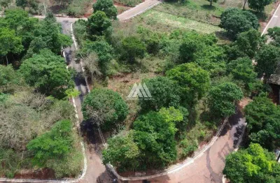 Vendo chácara em itatiaiuçu de 1098m² excelente localização.