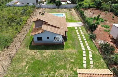 Vendo chácara em itatiaiuçu de 1000m² com excelente localização.