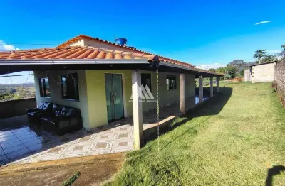Vendo chácara em itatiaiuçu de 1000m² com 02 quartos excelente localização.