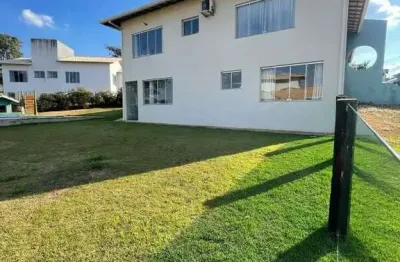 Casa de condomínio com 03 quartos sendo 01 suíte, terreno 1000m² em igarapé mg!