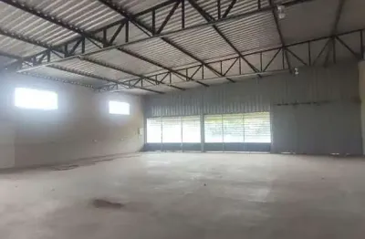 Galpão para locação de 300m² sendo ótima localização em igarapé mg!