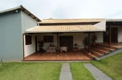 Sítio á venda moderno, terreno de 2000m² sendo ótima localização em igarapé mg!