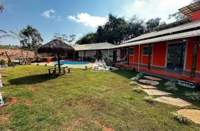 Vendo fazendinha de 2 hectares em pedras com excelente localização!