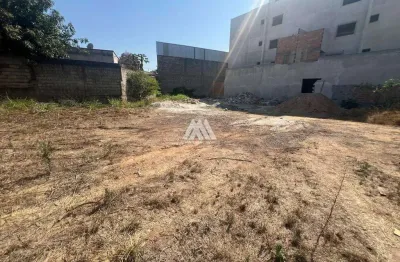 Vendo lote em itaúna com ótima localização próximo ao centro!
