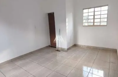 Alugo kitnet em itatiaiuçu no centro com excelente localização!