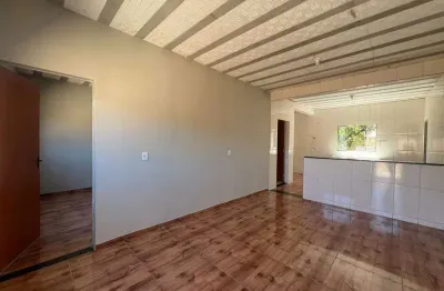 Casa residencial com 02 quartos sendo 01 suíte para locação em são joaquim de bicas-mg!