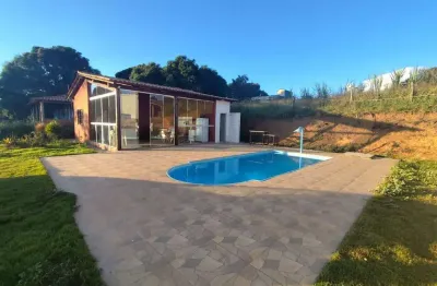 Chácara 1.170m² com piscina á venda em são joaquim de bicas-mg!