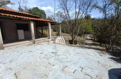 Vendo terreno rural com construção em itatiaiuçu com excelente localização!