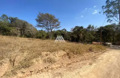 Vendo chácara em itatiaiuçu de 1000m² excelente localização.