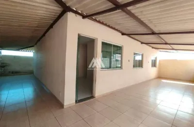 Casa com 3 quartos para alugar no Santa Terezinha De Minas, Itatiaiuçu 