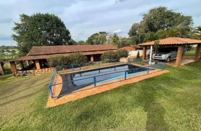 Sítio à venda com 03 quartos, terreno de 7.312m² em igarapé mg!