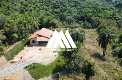 Vendo sítio com 40.000m² em itatiaiuçu com excelente localização!