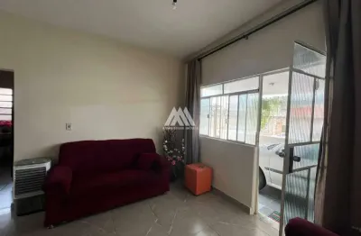 Vendo casa com 04 quartos sendo 01 uma suíte no nogueira machado- itaúna/mg!!