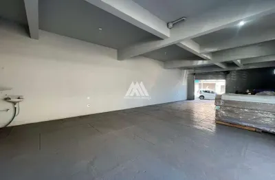 Alugo galpão comercial de 195m² - com portas eletrônicas e fácil acesso!!