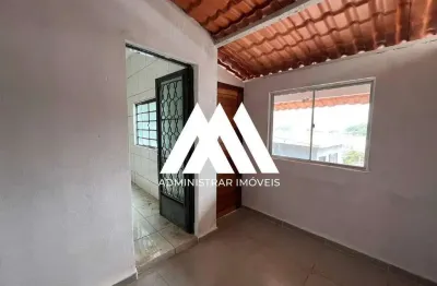 Casa com 2 quartos à venda no Santanense, Itaúna 