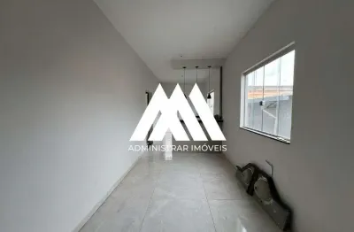 Vendo casa ampla com 03 quartos no parque jardim- itaúna/mg!!