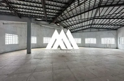 Alugo galpão comercial em Itaúna com excelente localização!!